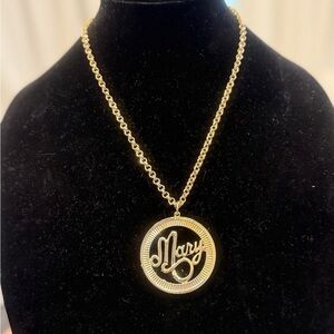Gold Pendant Necklace